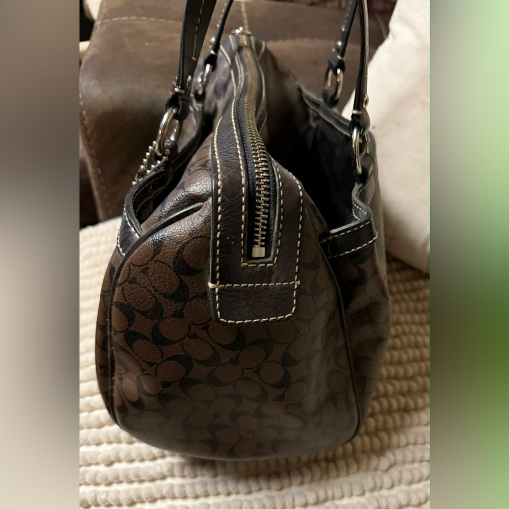 Coach Brown Signature Pattern Handbag - Picture 3 of 7
